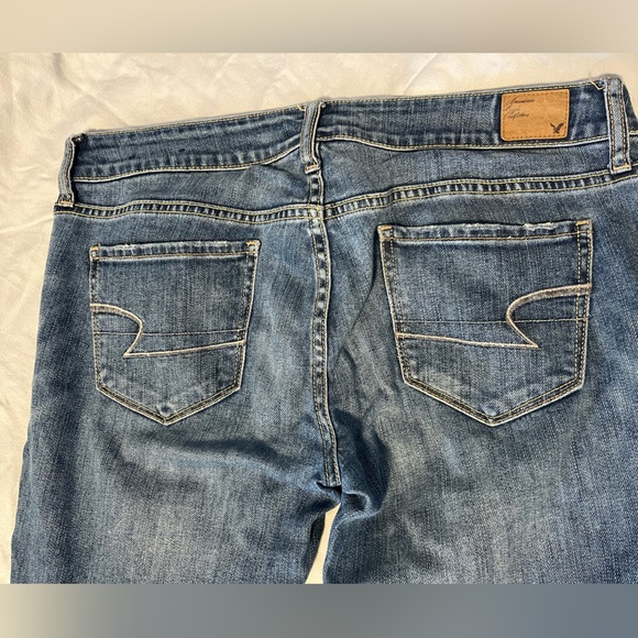 Distressed jeans American Eagle - Picture 2 of 3